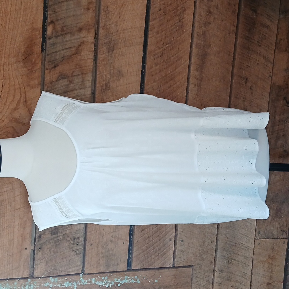 White rayon summer top L/ XL
